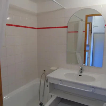Melezets - Pour 3 Personnes Mae-8854
